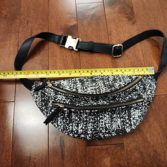Banana Republic tweed and leather fanny pack belt bag - Picture 3 of 9